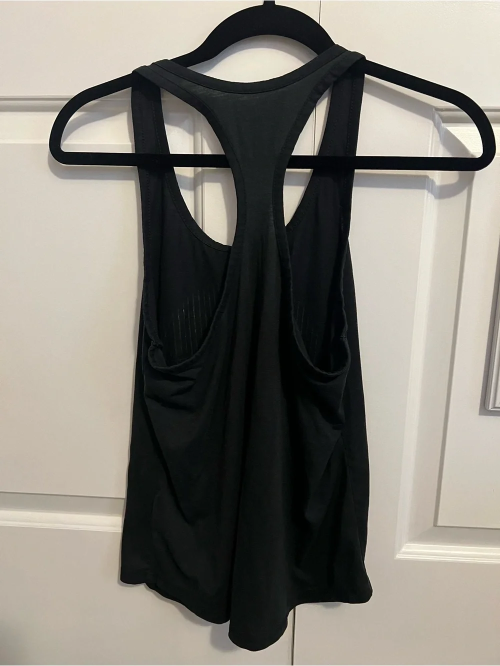 Women’s Nike Dri-Fit Black and White Athletic Tank Top Size Medium Racerback